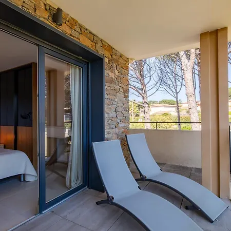 3 Etoiles - Piscine - 2 Apartament *